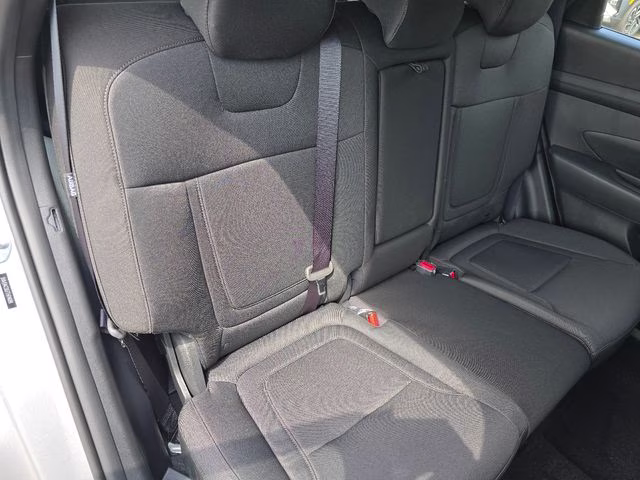 2026 Shimmering Silver Hyundai Tucson SE AWD SUV