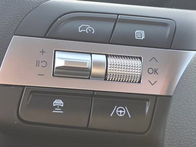 2026 White Pearl Hyundai Tucson SE AWD SUV
