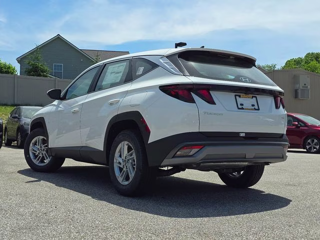 2026 White Pearl Hyundai Tucson SE AWD SUV