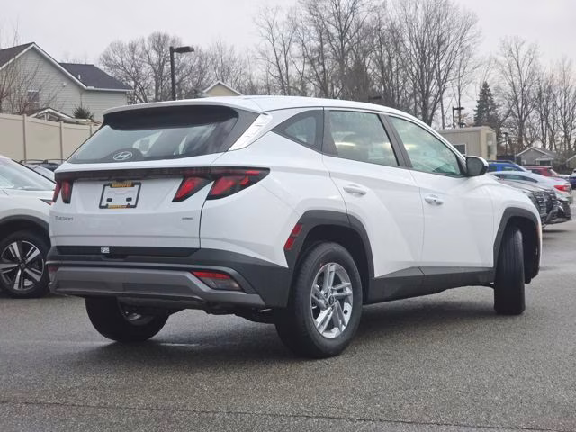 2026 White Pearl Hyundai Tucson SE AWD SUV