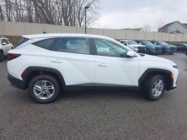 2026 White Pearl Hyundai Tucson SE AWD SUV