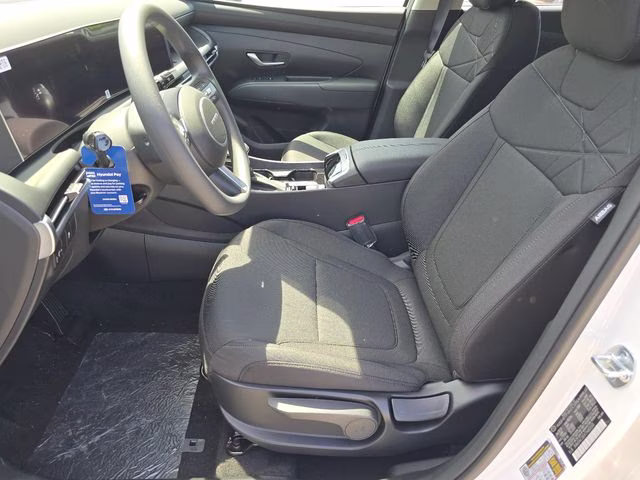 2026 White Pearl Hyundai Tucson SE AWD SUV
