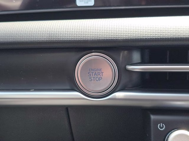 2026 White Pearl Hyundai Tucson SE AWD SUV