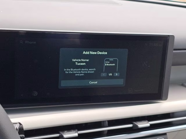 2026 White Pearl Hyundai Tucson SE AWD SUV