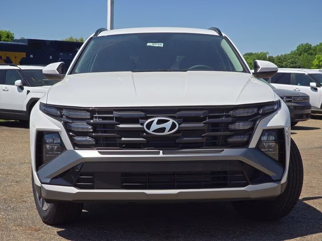 2026 White Pearl Hyundai Tucson SEL FWD SUV