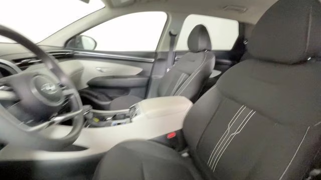 2024 Shimmering Silver Hyundai Tucson SEL FWD SUV