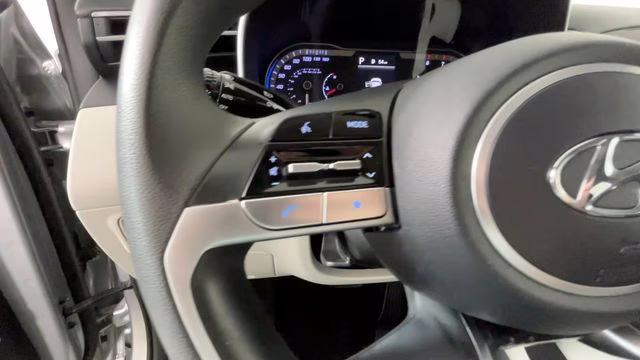 2024 Shimmering Silver Hyundai Tucson SEL FWD SUV