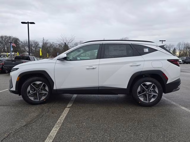 2026 White Pearl Hyundai Tucson SEL FWD SUV