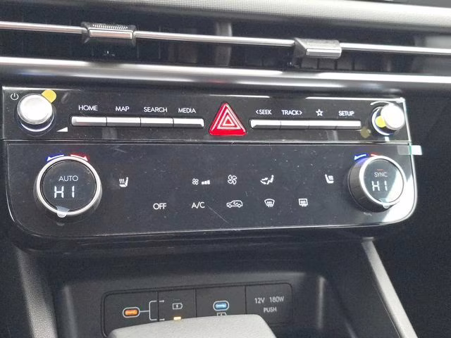 2026 White Pearl Hyundai Tucson SEL FWD SUV