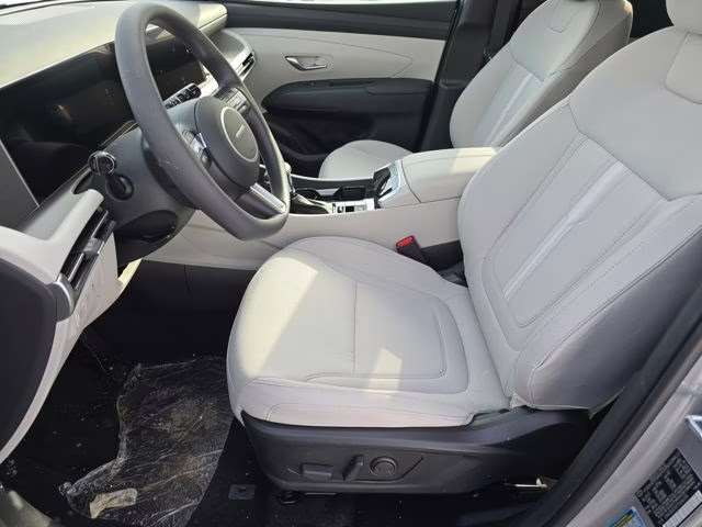 2026 Shimmering Silver Hyundai Tucson SEL FWD SUV