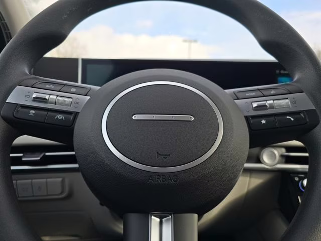 2026 Shimmering Silver Hyundai Tucson SEL FWD SUV