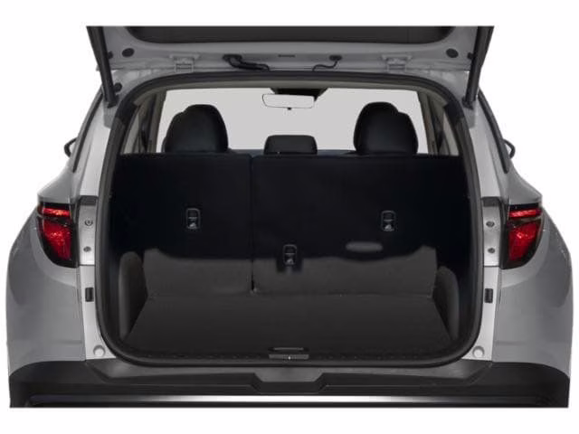 2026 White Pearl Hyundai Tucson SEL FWD SUV