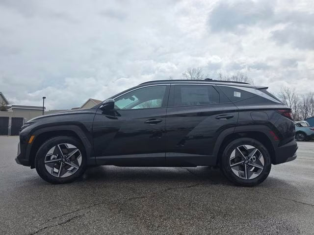 2026 Phantom Black Hyundai Tucson SEL FWD SUV