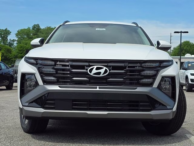 2026 White Pearl Hyundai Tucson SEL FWD SUV