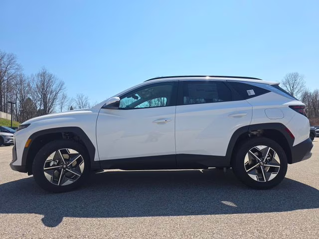 2026 White Pearl Hyundai Tucson SEL AWD SUV