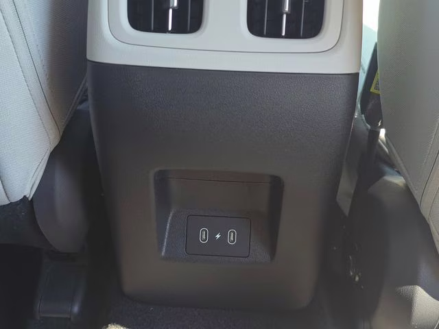 2026 White Pearl Hyundai Tucson SEL AWD SUV