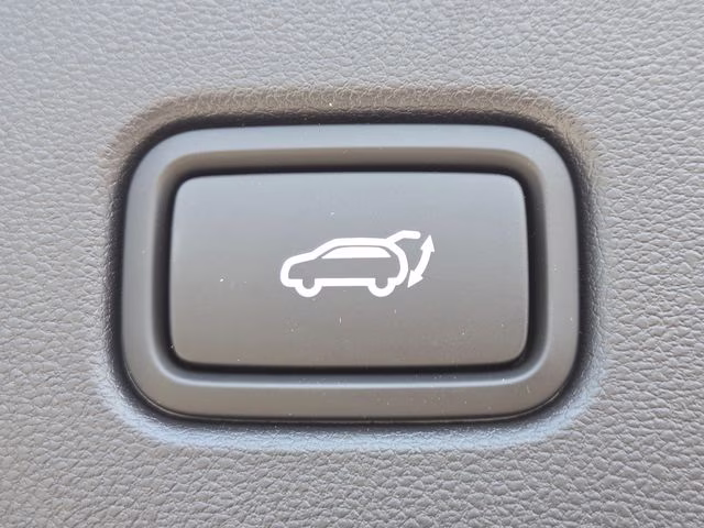 2026 White Pearl Hyundai Tucson SEL AWD SUV