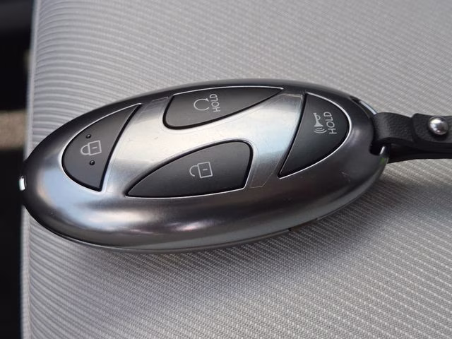 2026 White Pearl Hyundai Tucson SEL AWD SUV