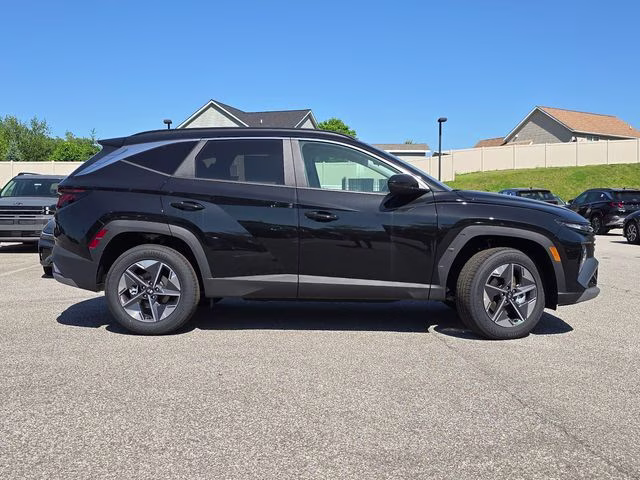 2026 Phantom Black Hyundai Tucson SEL AWD SUV