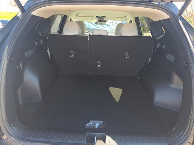 2026 Phantom Black Hyundai Tucson SEL AWD SUV