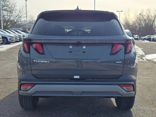 2026 Hampton Gray Hyundai Tucson SEL AWD SUV