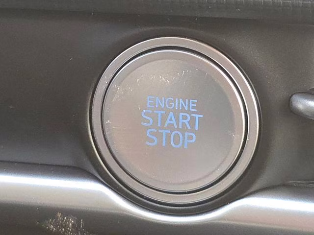 2026 Shimmering Silver Hyundai Tucson SEL AWD SUV