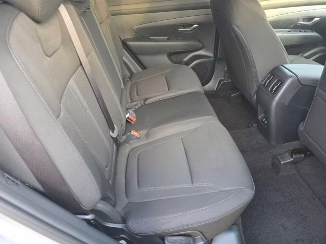 2026 Shimmering Silver Hyundai Tucson SEL AWD SUV