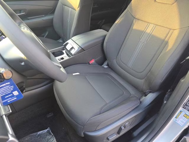 2026 Shimmering Silver Hyundai Tucson SEL AWD SUV