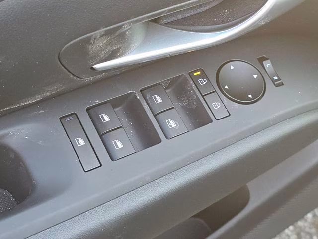 2026 Shimmering Silver Hyundai Tucson SEL AWD SUV