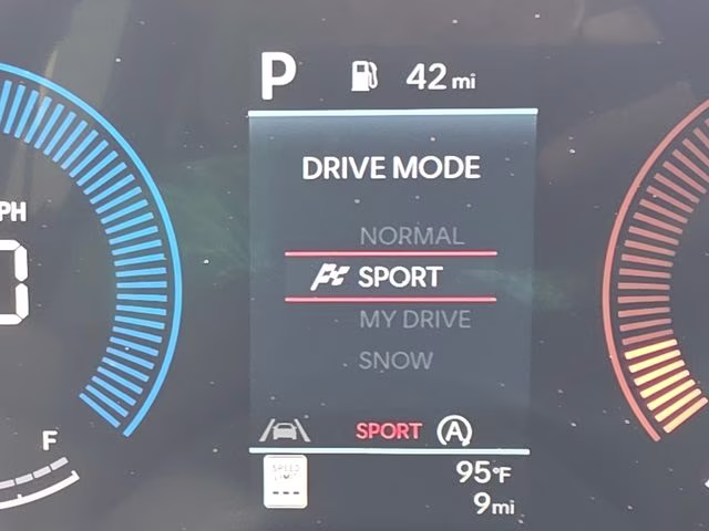 2026 Hampton Gray Hyundai Tucson SEL AWD SUV