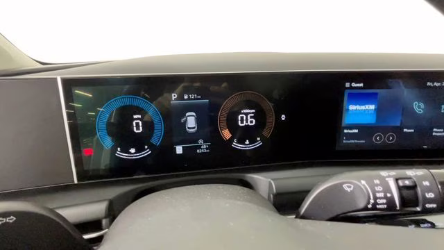 2025 White Pearl Hyundai Tucson SEL AWD SUV