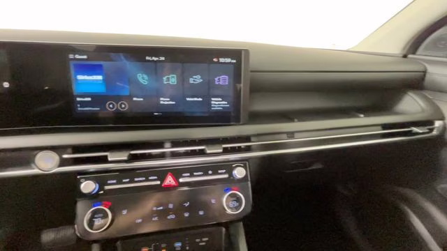 2025 White Pearl Hyundai Tucson SEL AWD SUV