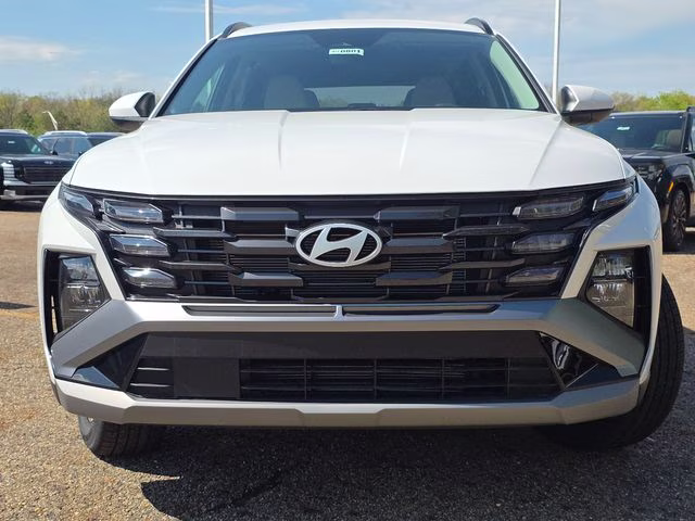 2026 White Pearl Hyundai Tucson SEL AWD SUV
