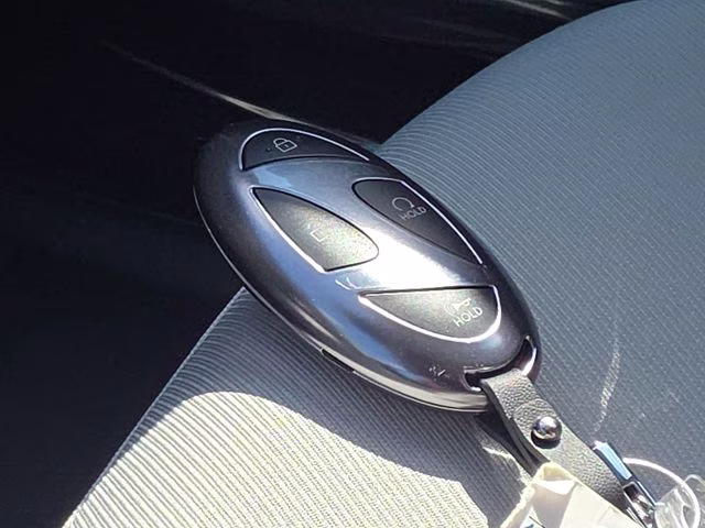 2026 White Pearl Hyundai Tucson SEL AWD SUV