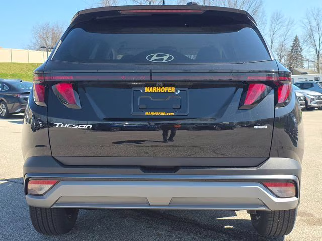 2026 Phantom Black Hyundai Tucson SEL AWD SUV