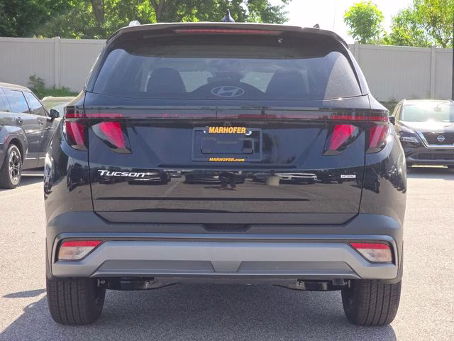 2026 Phantom Black Hyundai Tucson SEL AWD SUV