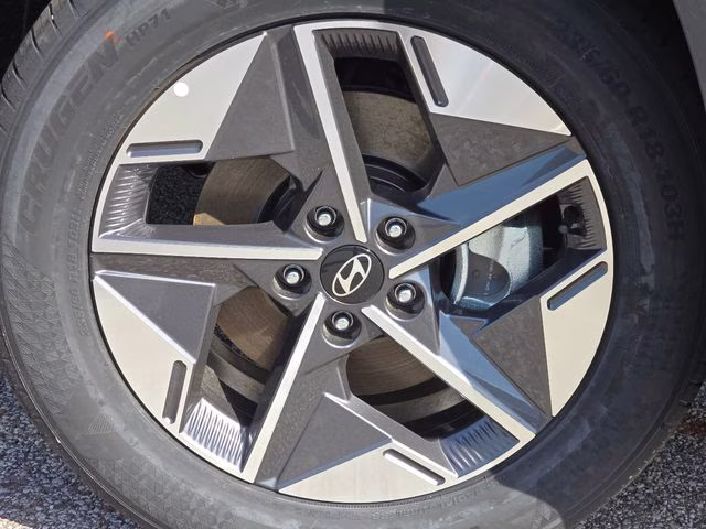 2026 Phantom Black Hyundai Tucson SEL AWD SUV