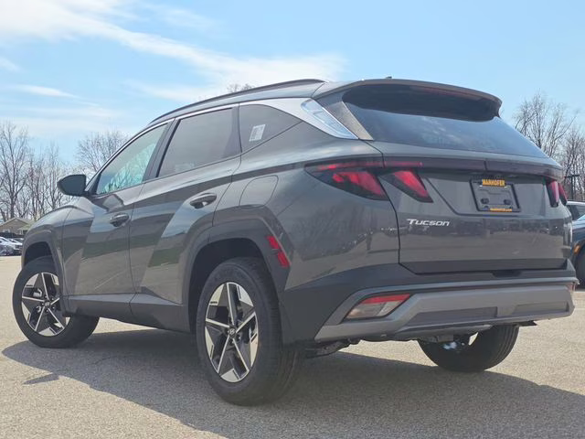 2026 Hampton Gray Hyundai Tucson SEL AWD SUV
