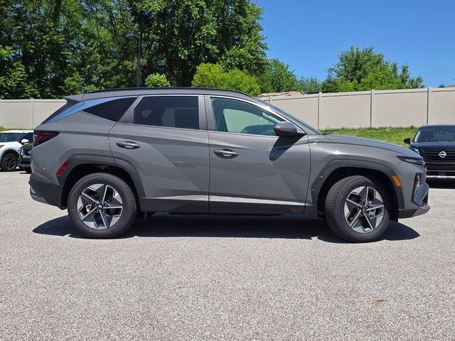 2026 Hampton Gray Hyundai Tucson SEL AWD SUV