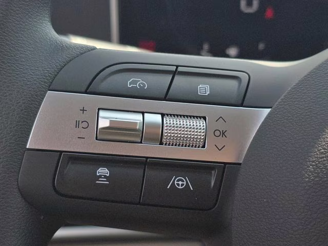 2026 Hampton Gray Hyundai Tucson SEL AWD SUV
