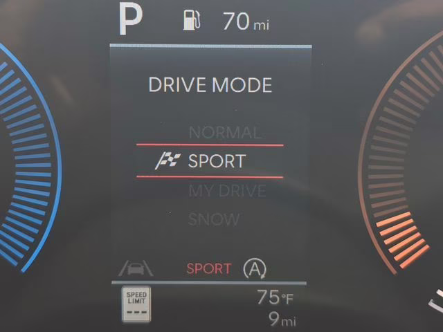 2026 Hampton Gray Hyundai Tucson SEL AWD SUV