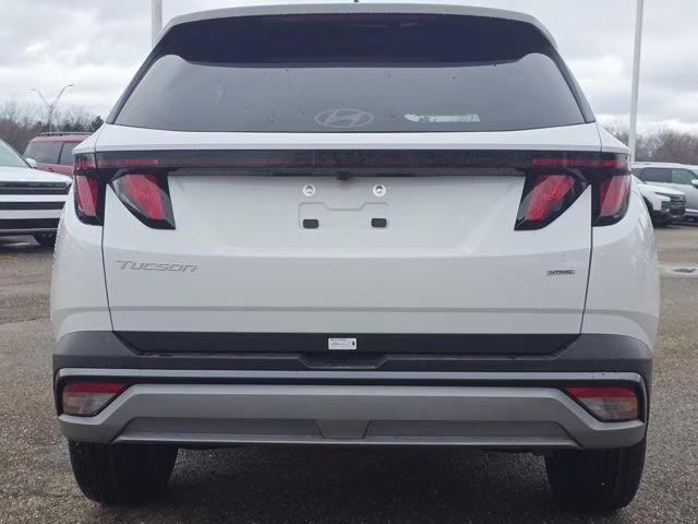 2026 White Pearl Hyundai Tucson SEL AWD SUV