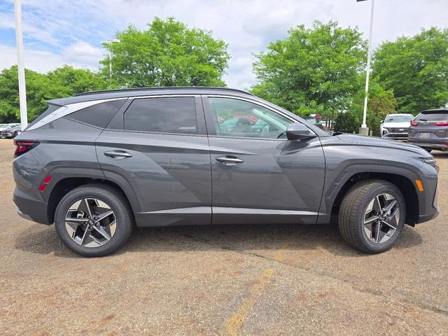 2026 Ecotronic Gray Hyundai Tucson SEL AWD SUV