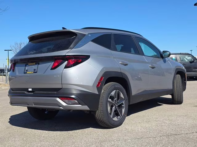 2026 Shimmering Silver Hyundai Tucson SEL AWD SUV