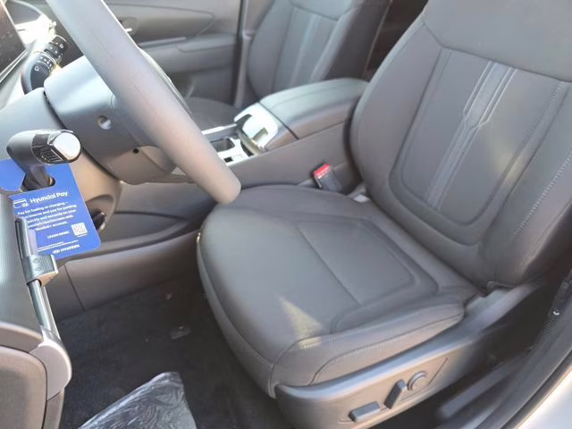 2026 Shimmering Silver Hyundai Tucson SEL AWD SUV