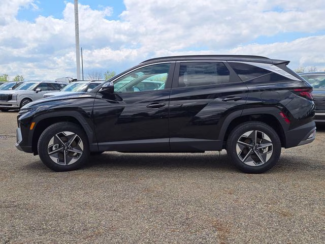 2026 Phantom Black Hyundai Tucson SEL AWD SUV