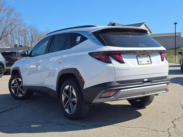 2026 White Pearl Hyundai Tucson SEL AWD SUV