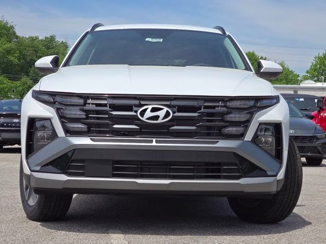 2026 White Pearl Hyundai Tucson SEL AWD SUV