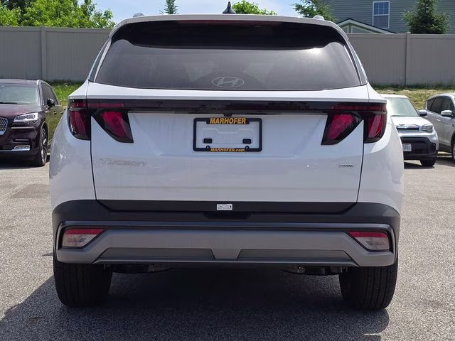 2026 White Pearl Hyundai Tucson SEL AWD SUV