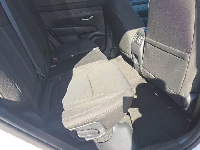 2026 White Pearl Hyundai Tucson SEL AWD SUV